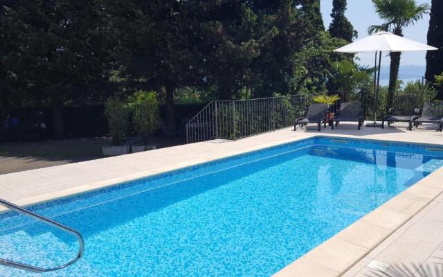 Apartment Villa Maria 10 with swimming pool