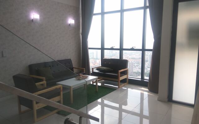 M City Apartment