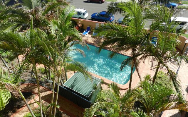 Kalua Holiday Apartments