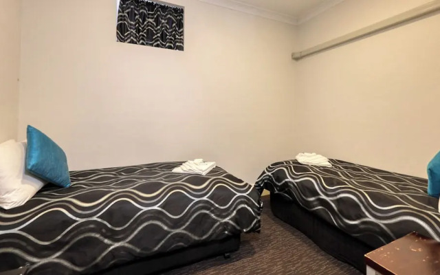 Silver Haven Motor Inn