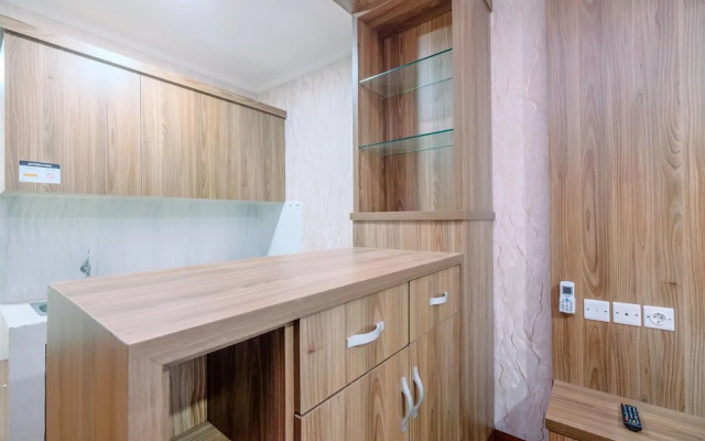 Minimalist and Cozy Studio Sentul Tower Apartment