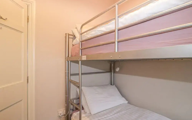 The Mews Apartment