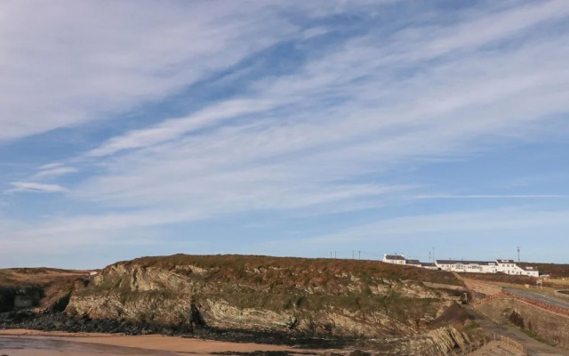 Fferm Porthdafarch South Farm House