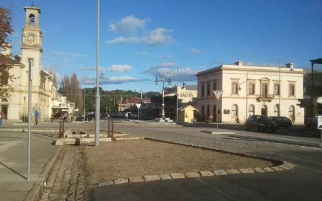 Country Charm Swiss Cottages