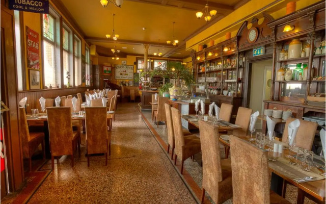 The Waterloo Hotel & Bistro