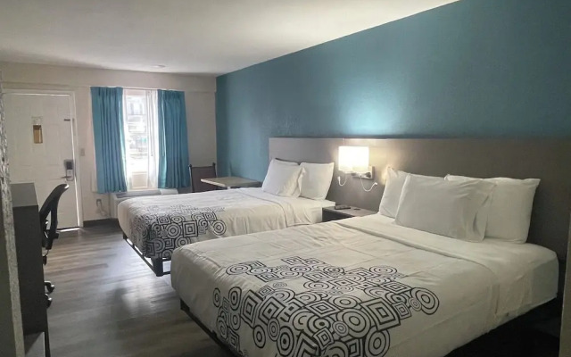 Downtown Super Inn