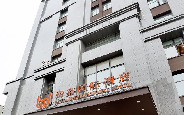 Lujia International Hotel