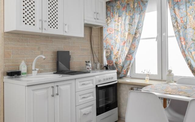 Aura на проспекте Мира 16