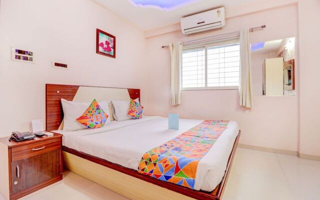 FabHotel Crystal Court Inn