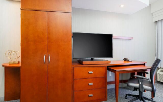 Courtyard Dallas Arlington South