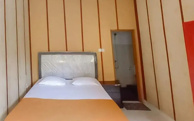 Hotel Sri Indravati RedPartner