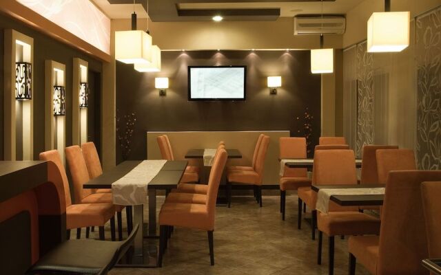 Hotel Alfa