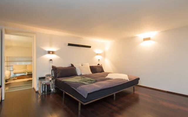 Rsh Pantheon Luxury Hi Tech Apartment