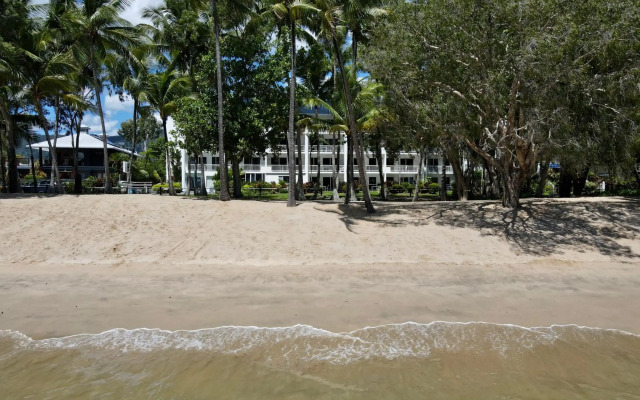Agincourt Beachfront Apartments