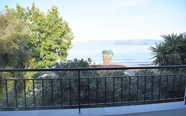 Akti Panela Beach Hotel