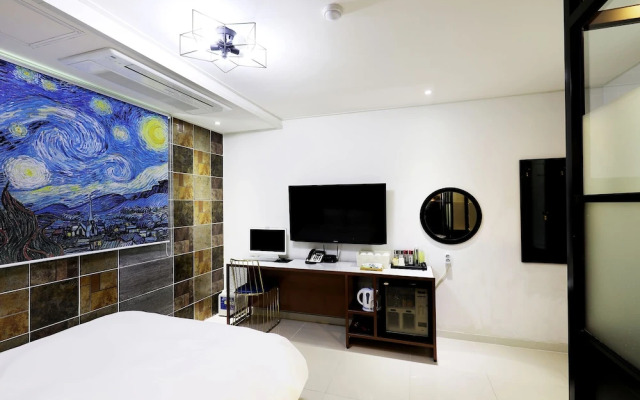 Russo Hotel