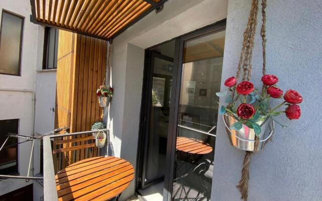 Refúgio da Vila - Refuge of the Village