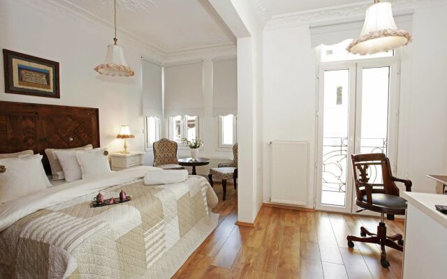 The White Swan Suites Beyoglu