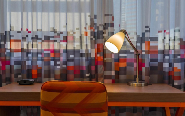 Aloft Houston Downtown