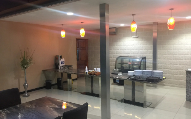 Grand International Hotel