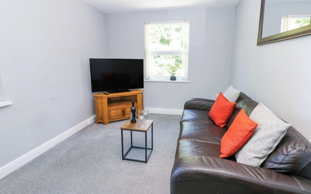 Flat 2, Omega Court