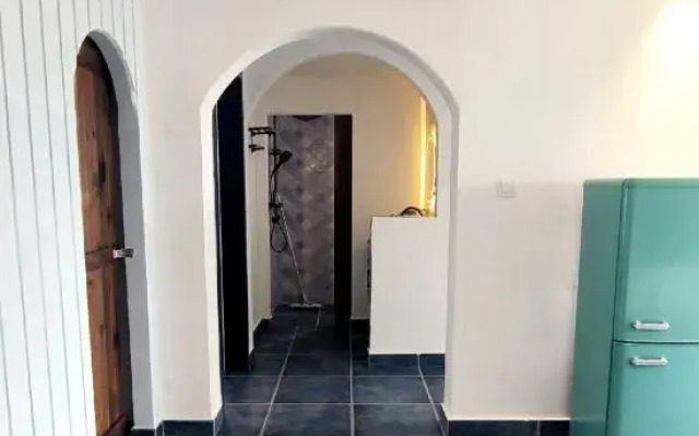 Dali Cloud Habitat Sea view apartment