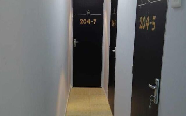 AlBarsha 1 Hostel By PHM