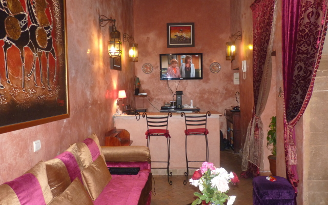 Riad Marlinea