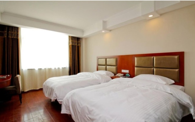GreenTree Inn HeFei LongChuan Road South Hefei Railway Station Business Hotel – Guest Rooms – Hefei