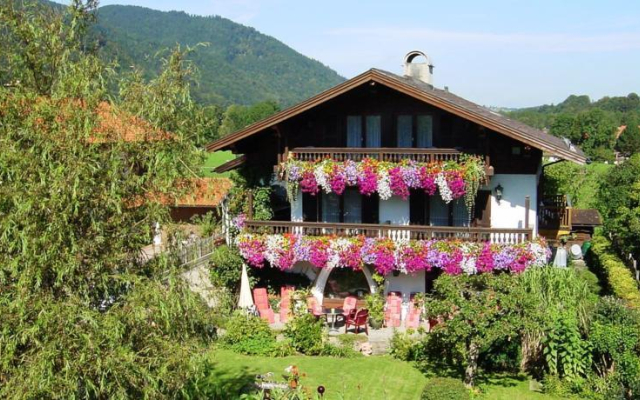 Ferienhotel Hahn Garni