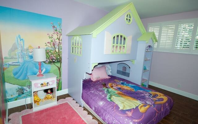 Minnie's - 6 Br Home