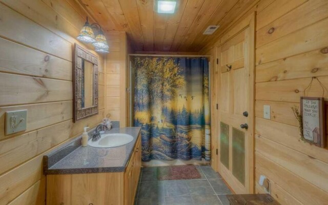 Colby's Cabin by Escape to Blue Ridge