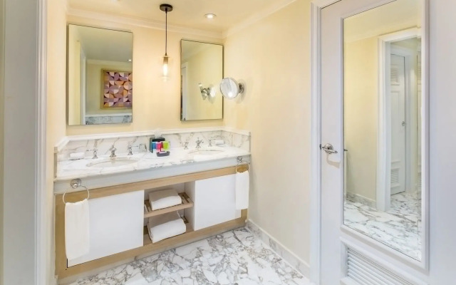 Hyatt Ziva Rose Hall - All Inclusive