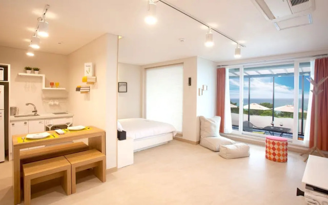 THEMARINE poolvilla&spa