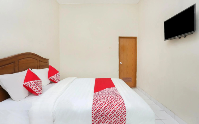 Hotel O Penginapan Kepurun Pawana Indonesia – Guest Rooms – Klaten