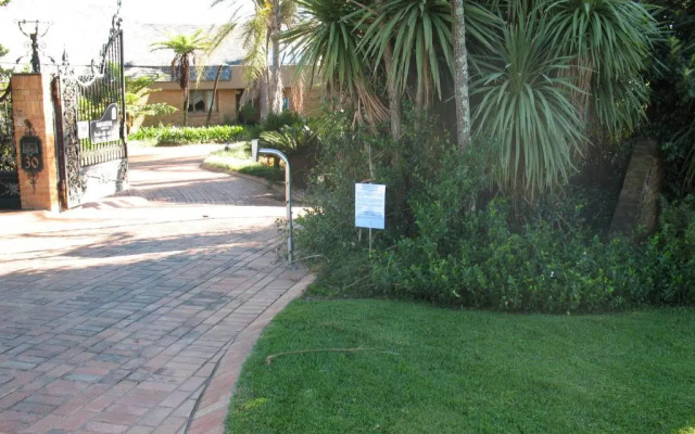 Bokmakierie Country Lodge