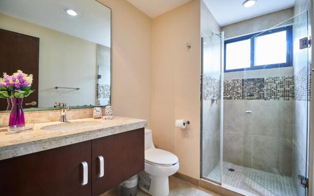 2 BD apartment in popular condominium-190MBPS WIFI