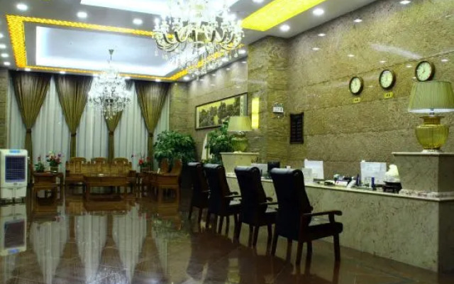 Grandhall Hotel Shishi