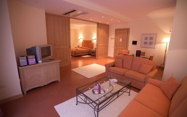 Almar Timi Ama Resort & Spa