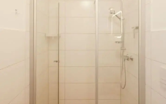 House in Reed 1 - Apartment 1