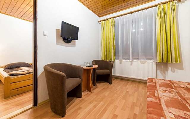 Ski Lake Cottage Krpacovo