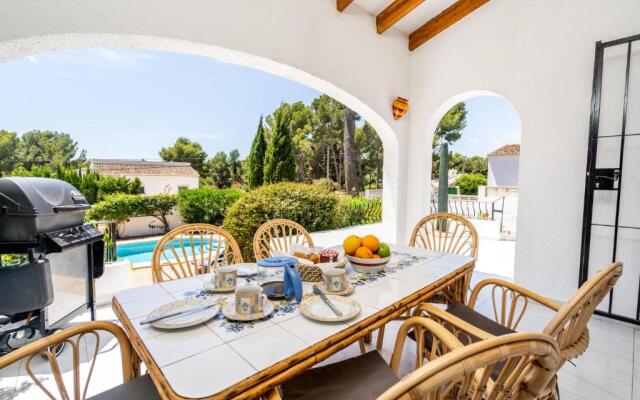 Villa Los Lagos by WestbeckVillas