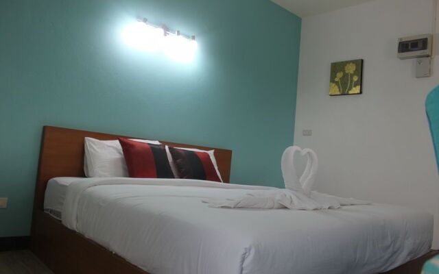 Urban House 195 by Bunk