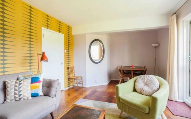 Modern 2 Bedroom Apartment in Stockwell