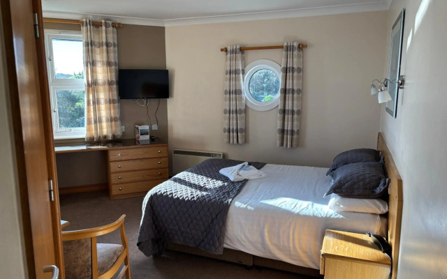 Little Haven Hotel On The Beach