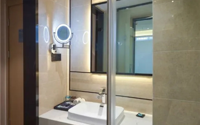 Xana Lite Hotel (Beijing Fengbo Subway Station)