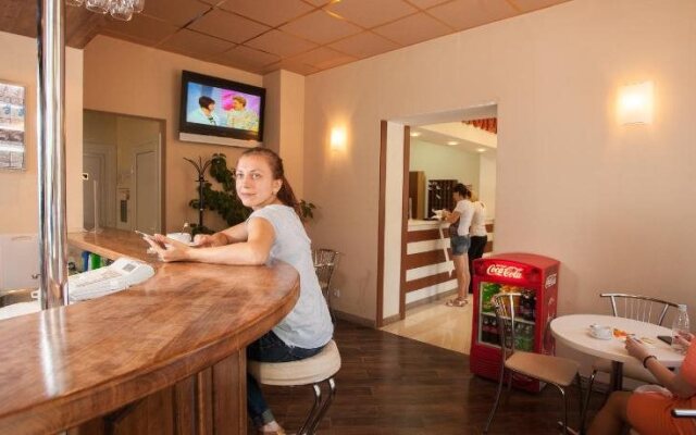 Amaks City Hotel