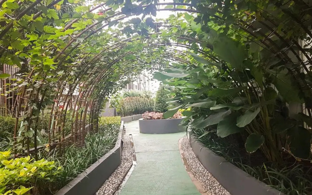 Highest Value 1BR at Casa De Parco Apartment