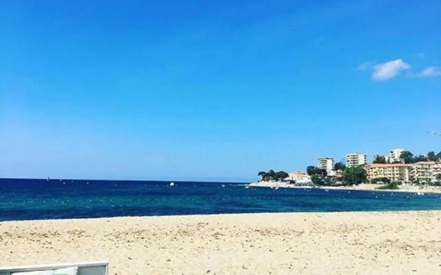 T3 de Standing Calme, Plage à 300m