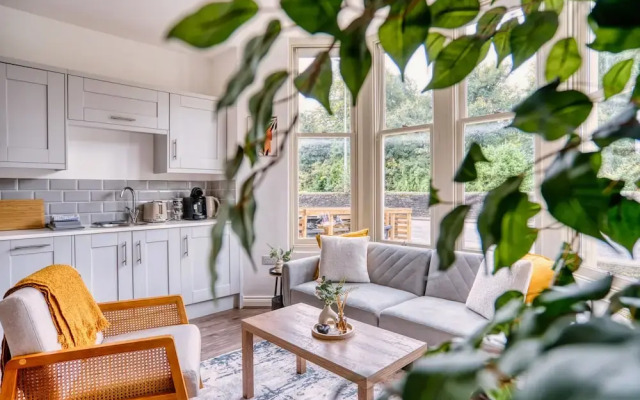 Stunning 2 Bed by the City Centre & Bute Park